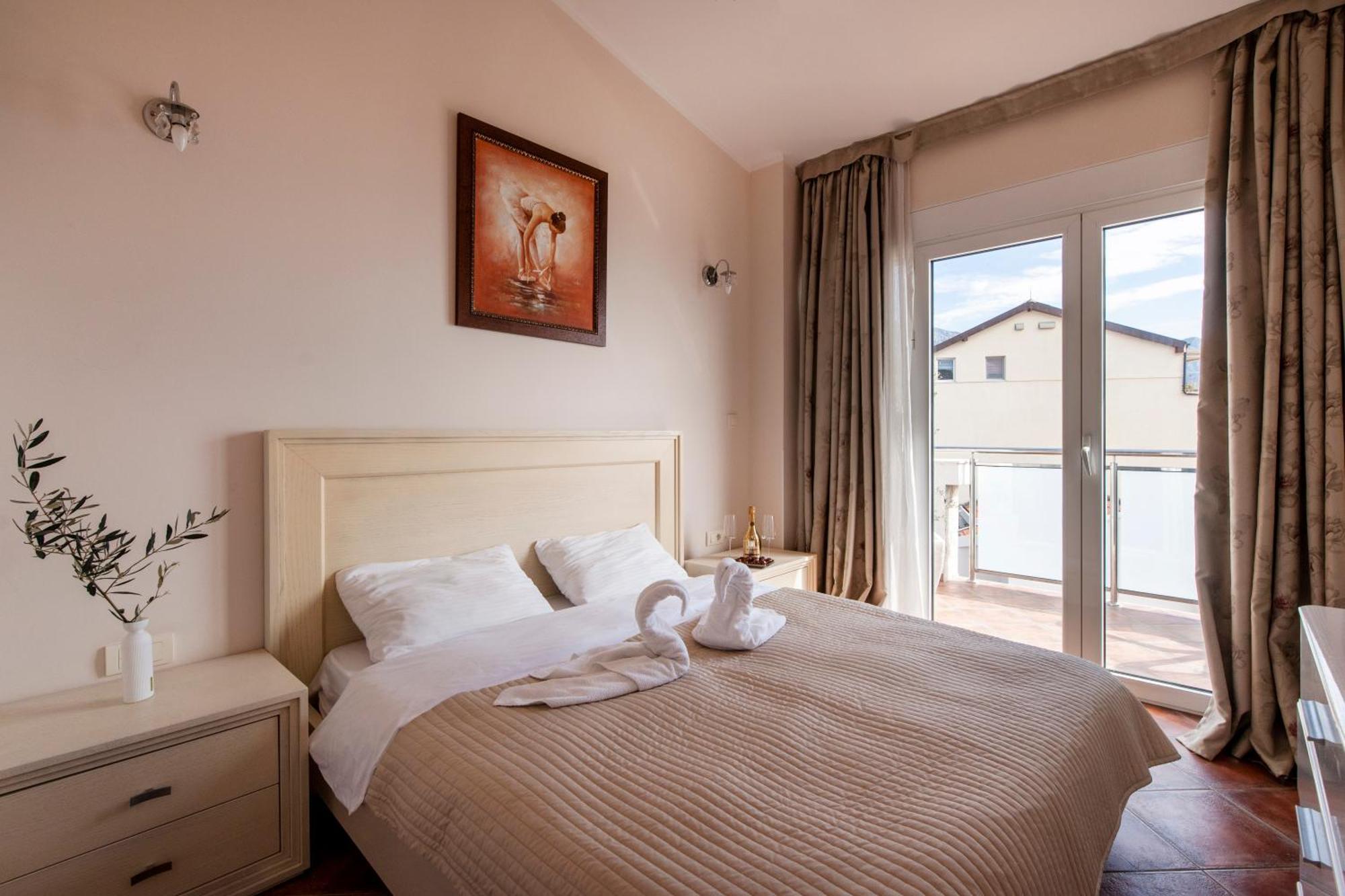 Lux M & A Apartments Budva Exterior photo