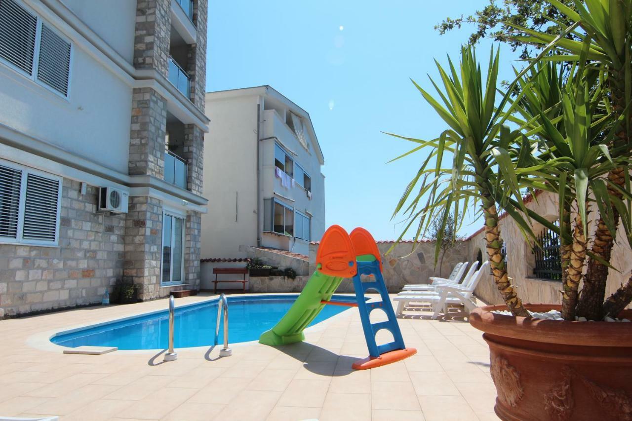 Lux M & A Apartments Budva Exterior photo